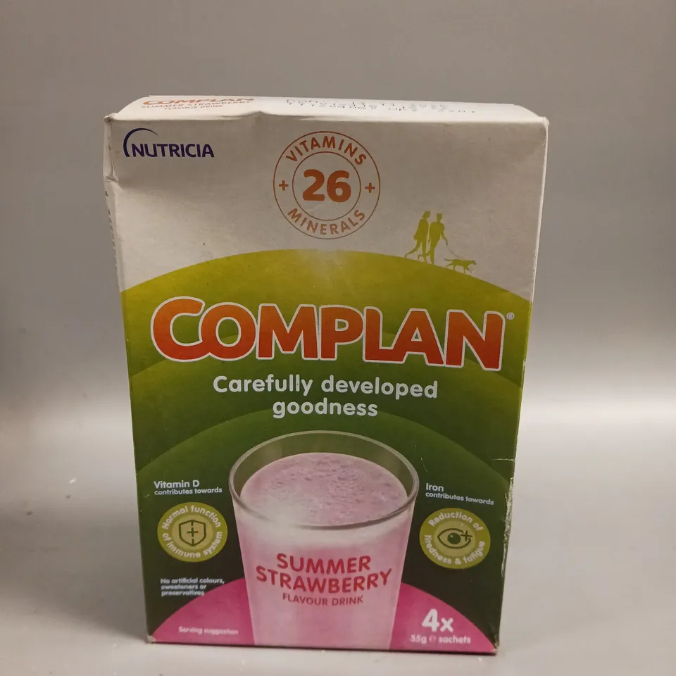 BOXED NUTRICIA COMPLAN FOOD SUPPLEMENT SACHETS - SUMMER STRAWBERRY 4 X 55G 