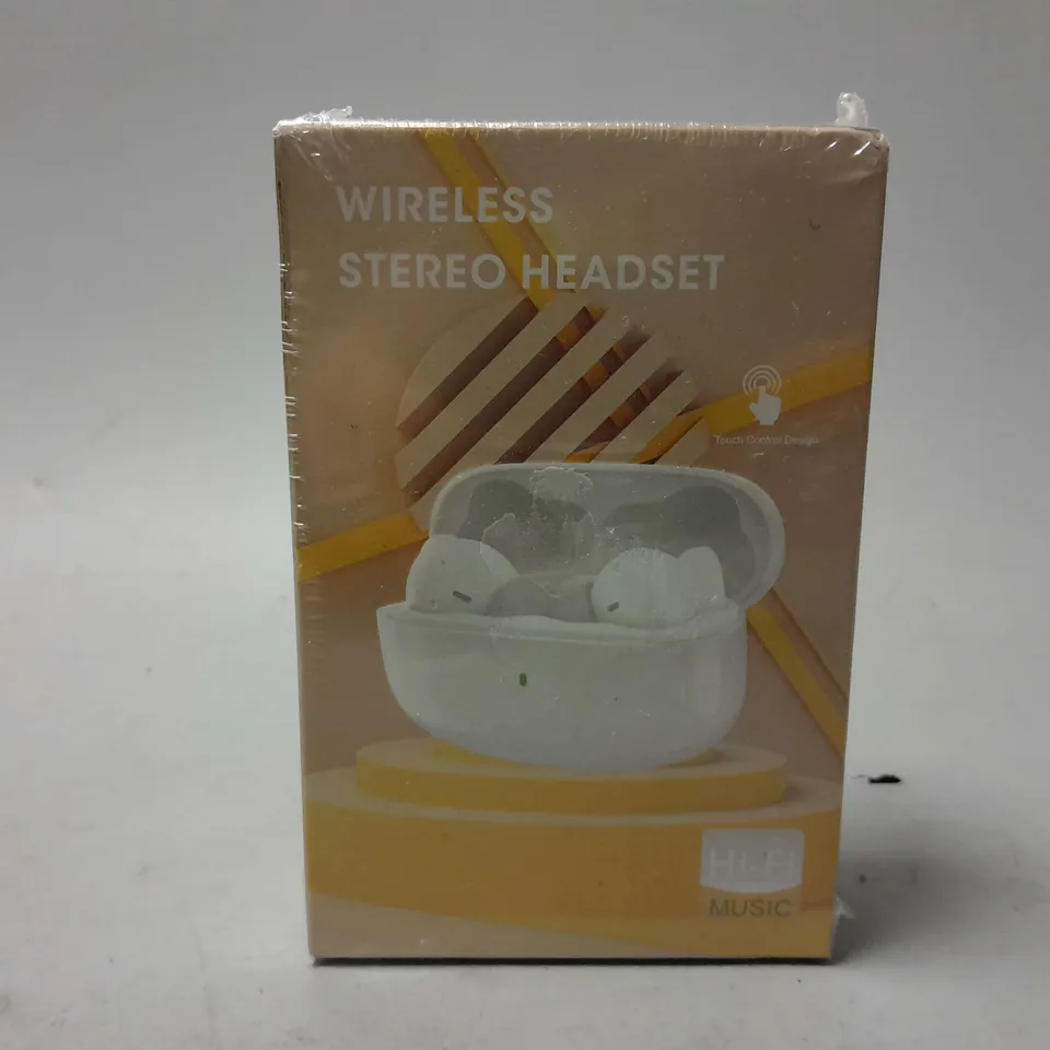 BOXED AND SEALED HI-FI MUSIC WIRELESS STEREIO HEADSET