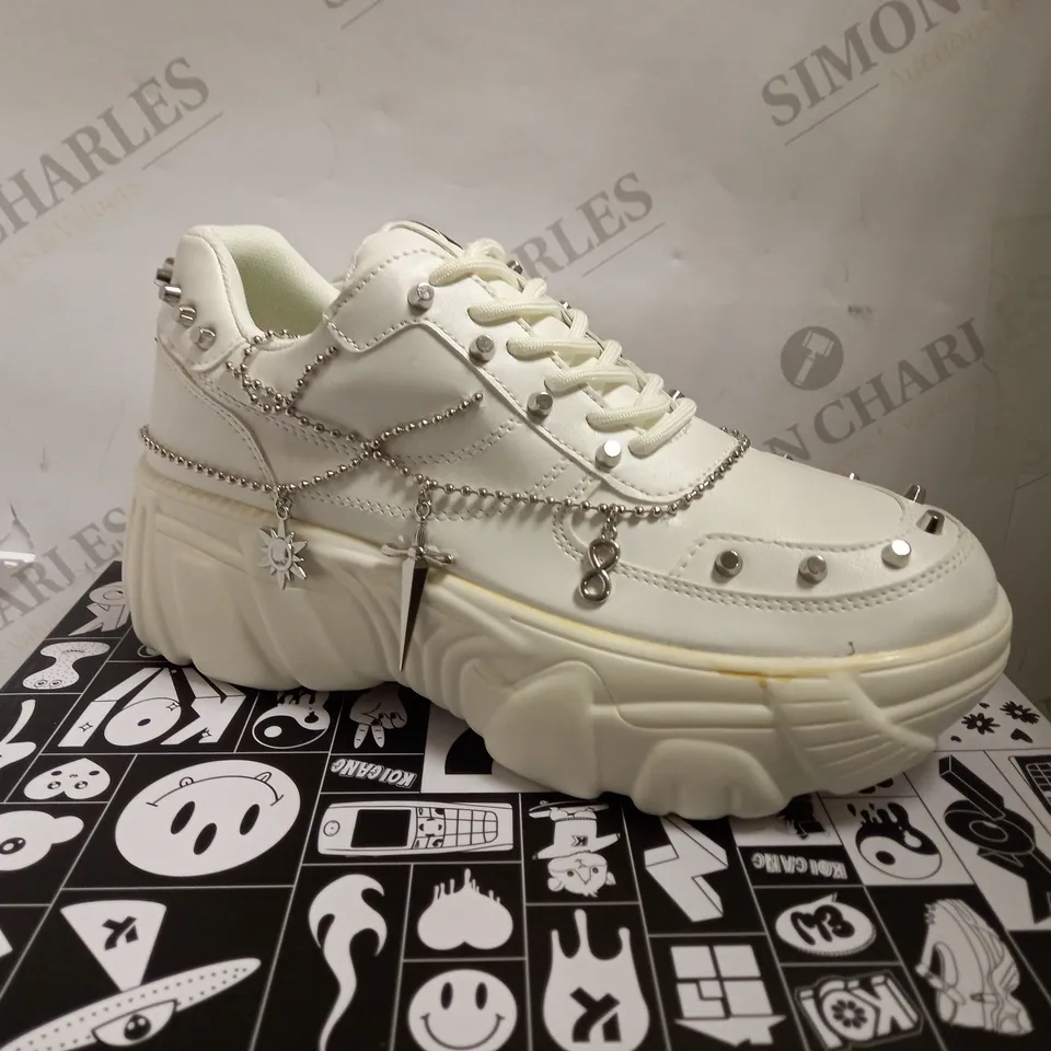 KOI VEGAN JINX WHITE MYSTIC CHARM TRAINERS - SIZE 6