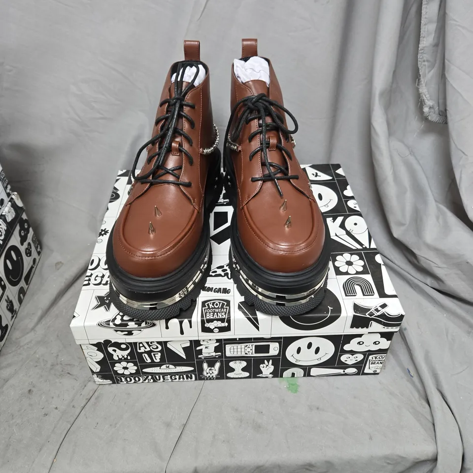 BOXED KOI THE SILENCE PLATFORM GRUNGE BOOTS IN BROWN - SIZE 9