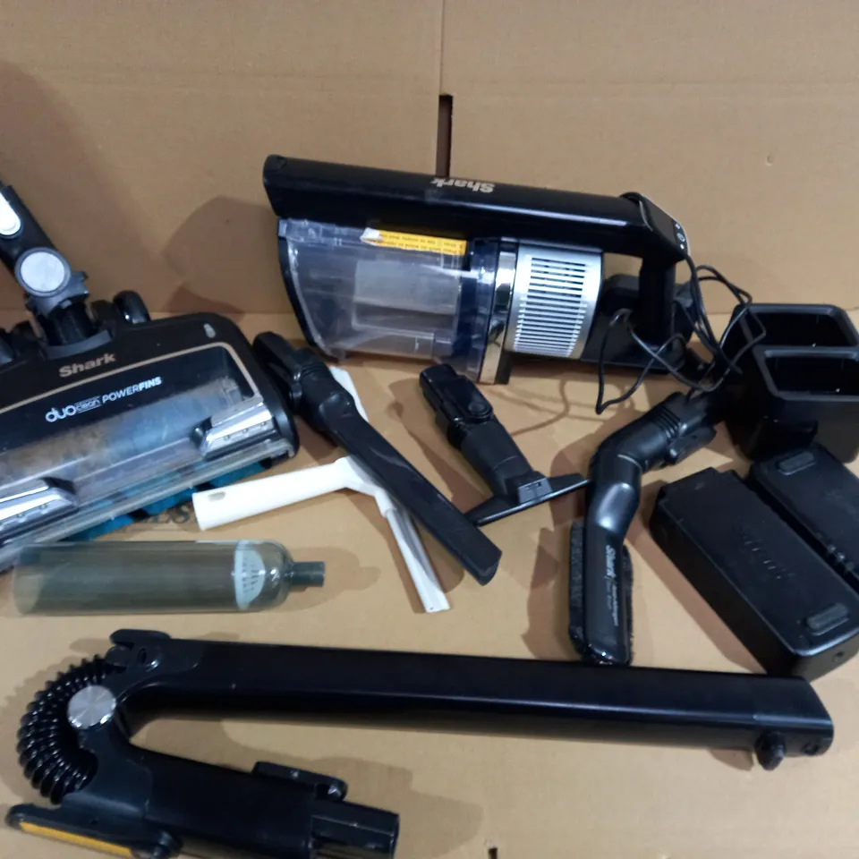 SHARK DUO CLEAN POWER FINS CORDLESS HOOVER