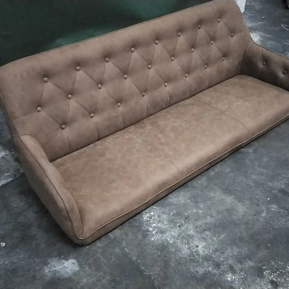 DESIGNER TAN LEATHER BUTTONBACK BENCH