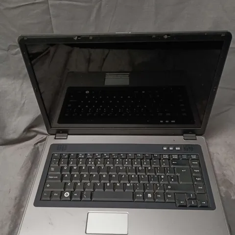 NOVATECH L51LL0 LAPTOP 