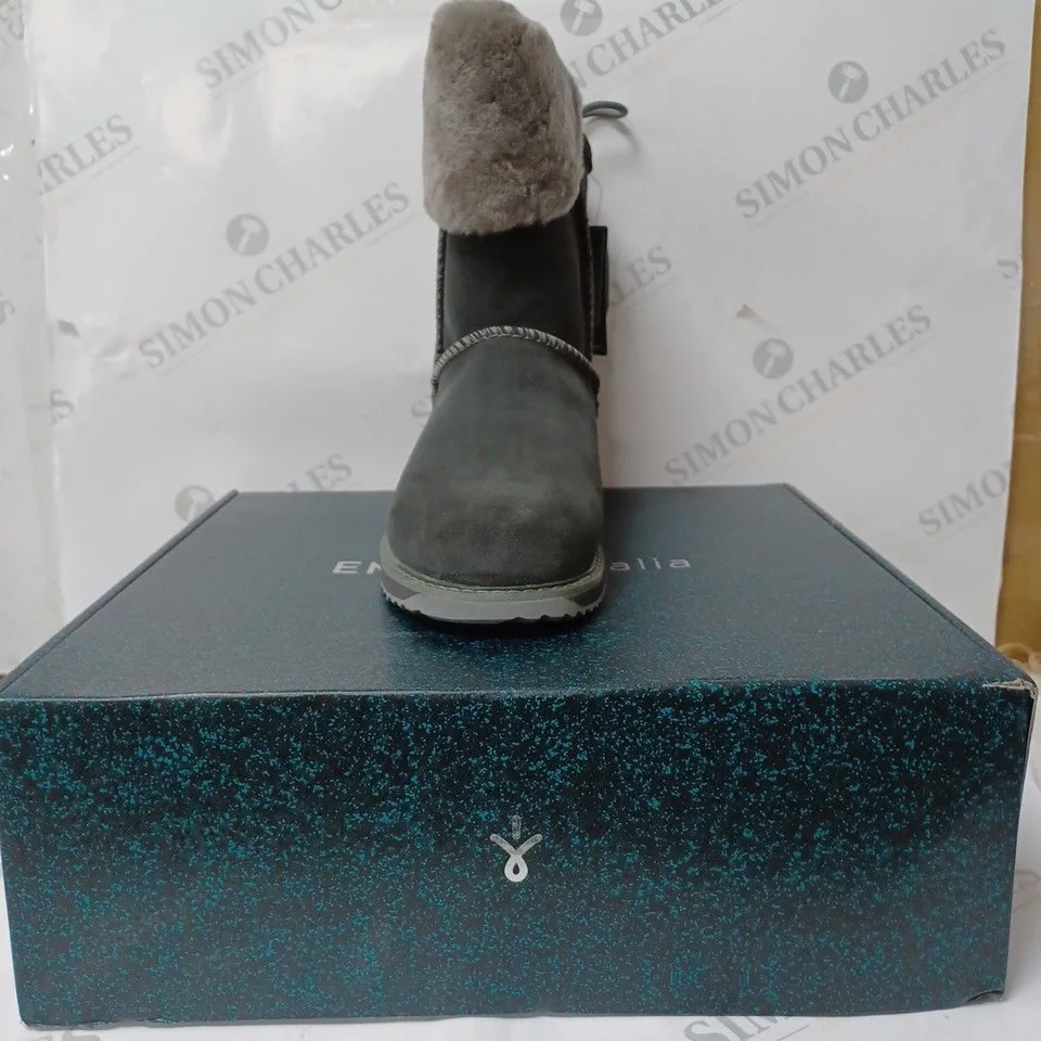 EMU AUSTRALIA DARK GREY BIRDWOOD BOOT SIZE 6 