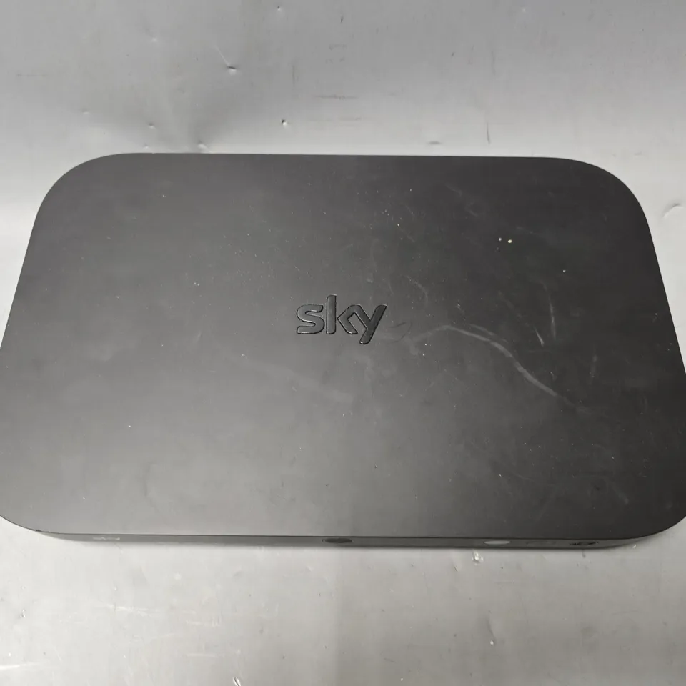 SKY ES130 SET TOP BOX