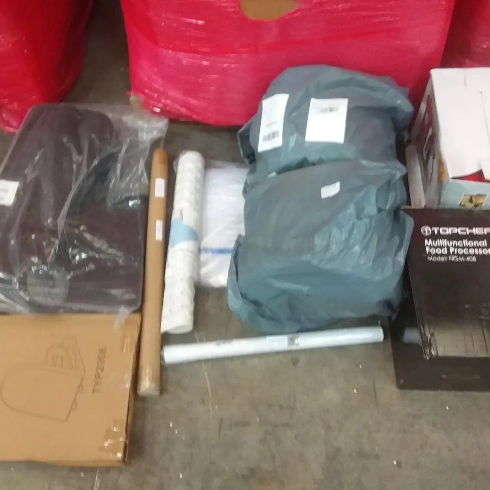 PALLET OF ASSORTED ITEMS INCLUDING SUNDEE TOILET SEAT, TOPCHEF MULTIFUNCTIONAL FOOD PROCESSOR, MERRIMEN BUBBLEVWRAP ROLL, NON SLIP BATH MAT, PHISINIC STAND MIXER, DECORUM WALLPAPER 