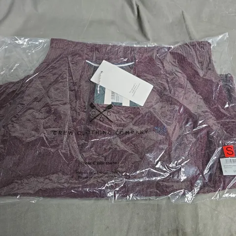 BAGGED CREW CLOTHING COMPANY RECYCLED COTTON ALL OVER TEXTURED JUMPER IN BURGUNDY - SMALL