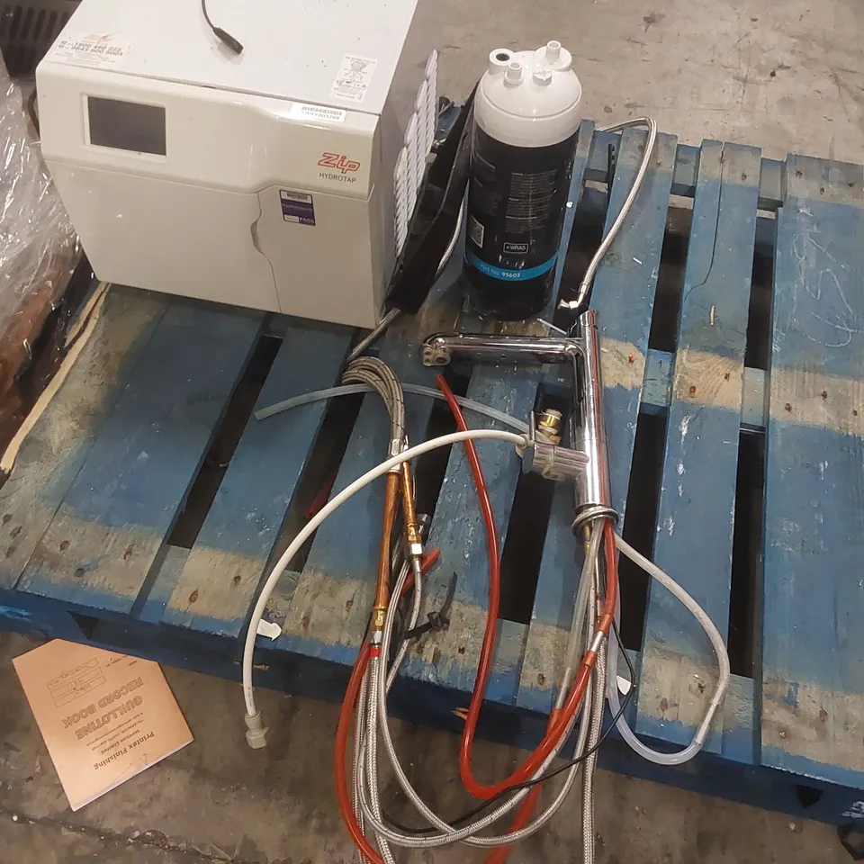 ZIP HYDROTAP AV160/175G4 BOILING CHILLED TAP