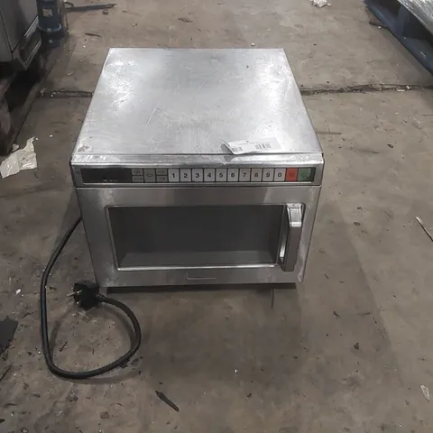 COMMERCIAL MICROWAVE OVEN