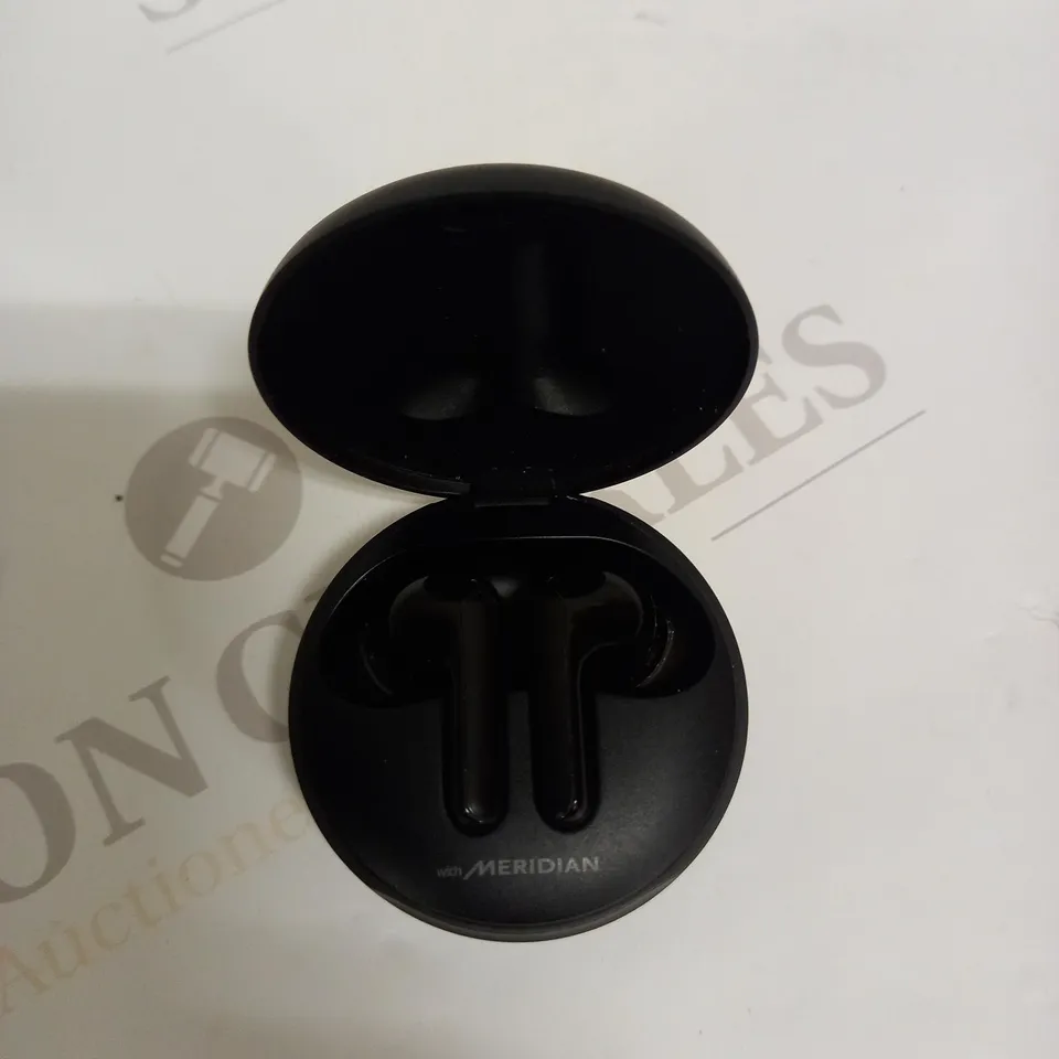 LG TONE BY MERIDIAN BLUETOOTH IN-EAR HEADPHONES