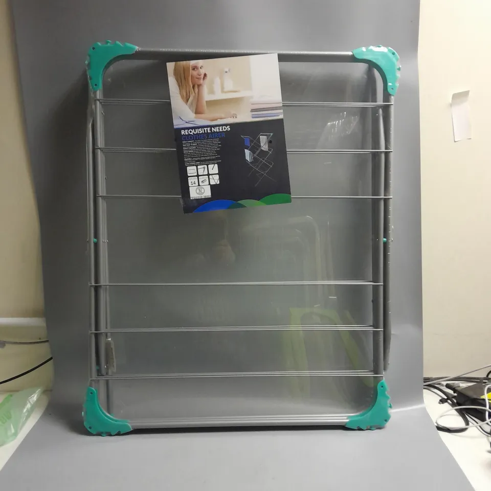 BOXED REQUISITE NEEDS CLOTHES AIRER