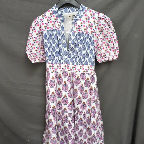BODEN WOMEN'S FLORAL PRINT DRESS – BLUE DAMASK BODICE WITH PINK FLORAL SKIRT, UK 10R (US 6)
