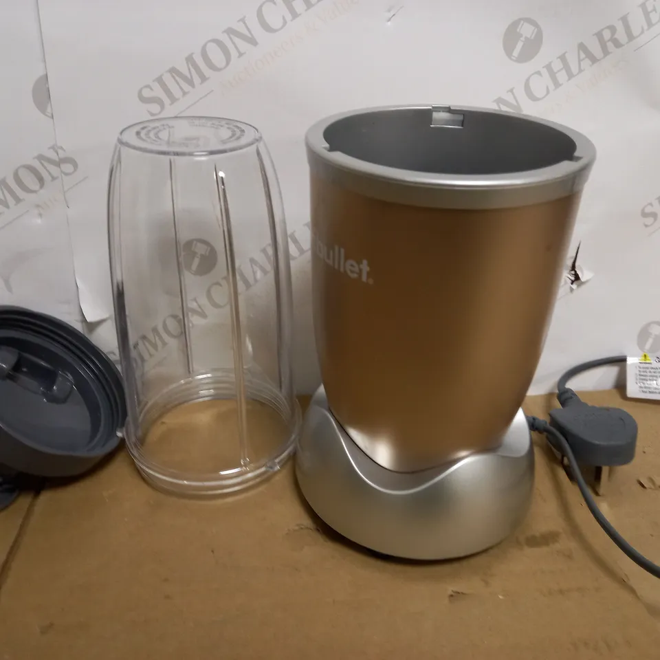 NUTRIBULLET 900W BLENDER CHAMPAGNE MULTI-FUNCTION SMOOTHIE MAKER