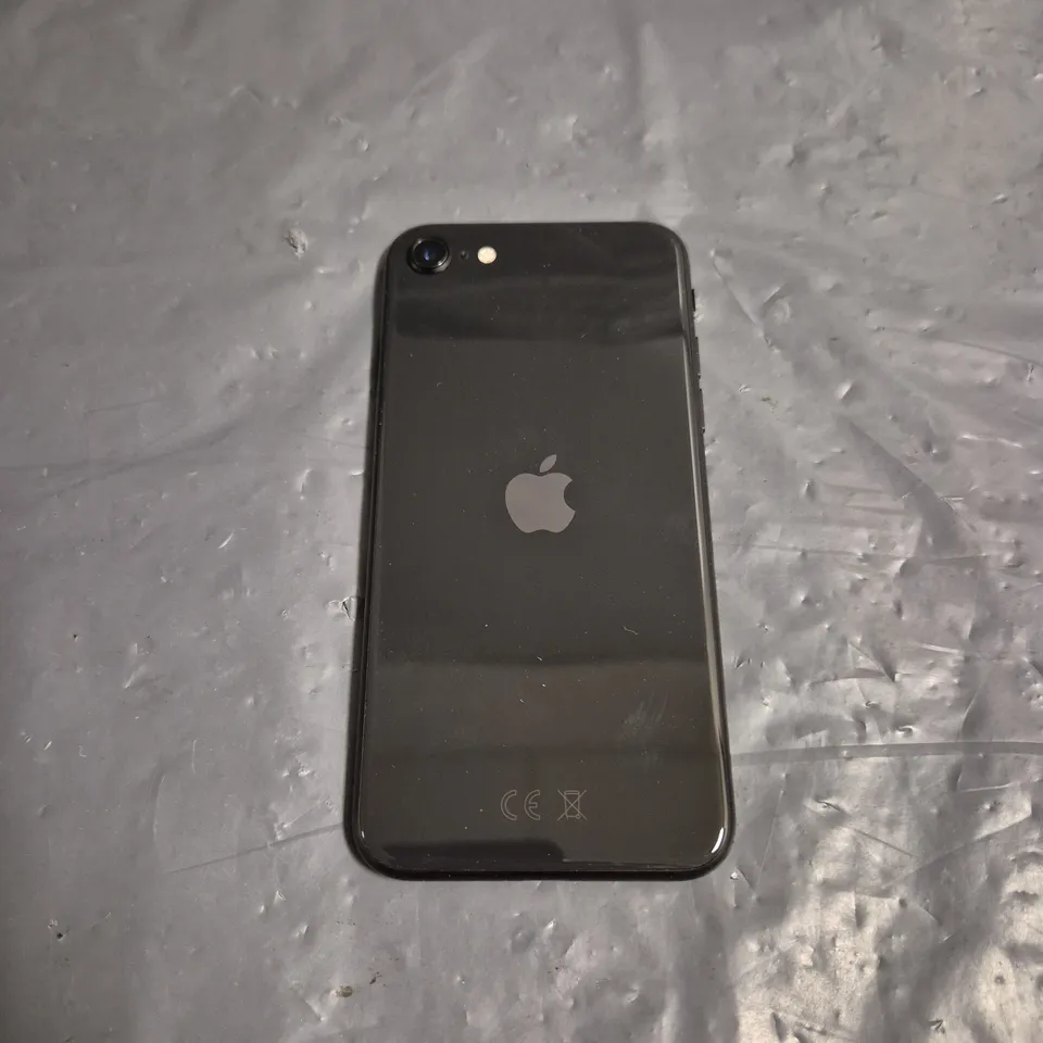 APPLE IPHONE SE IN BLACK