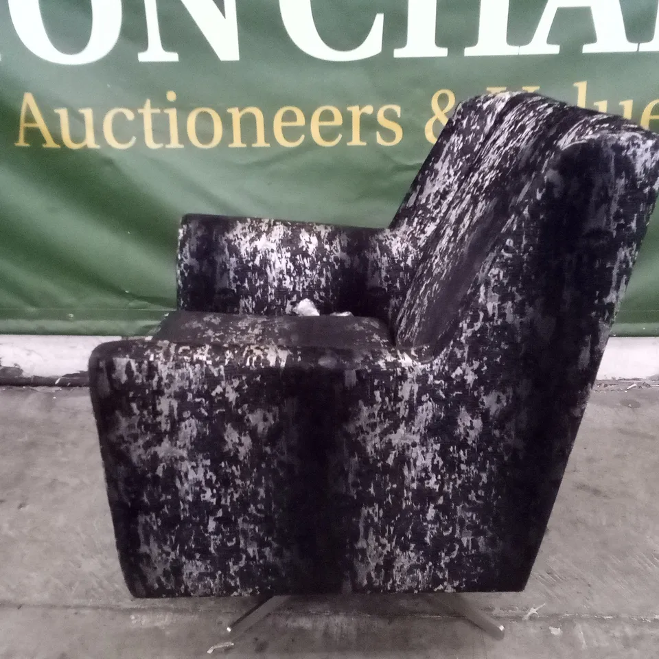 QUALITY DESIGNER COSTELLO DISPLAY PATTERN ACCENT SWIVEL CHAIR CHARCOAL/CHROME STAR BASE