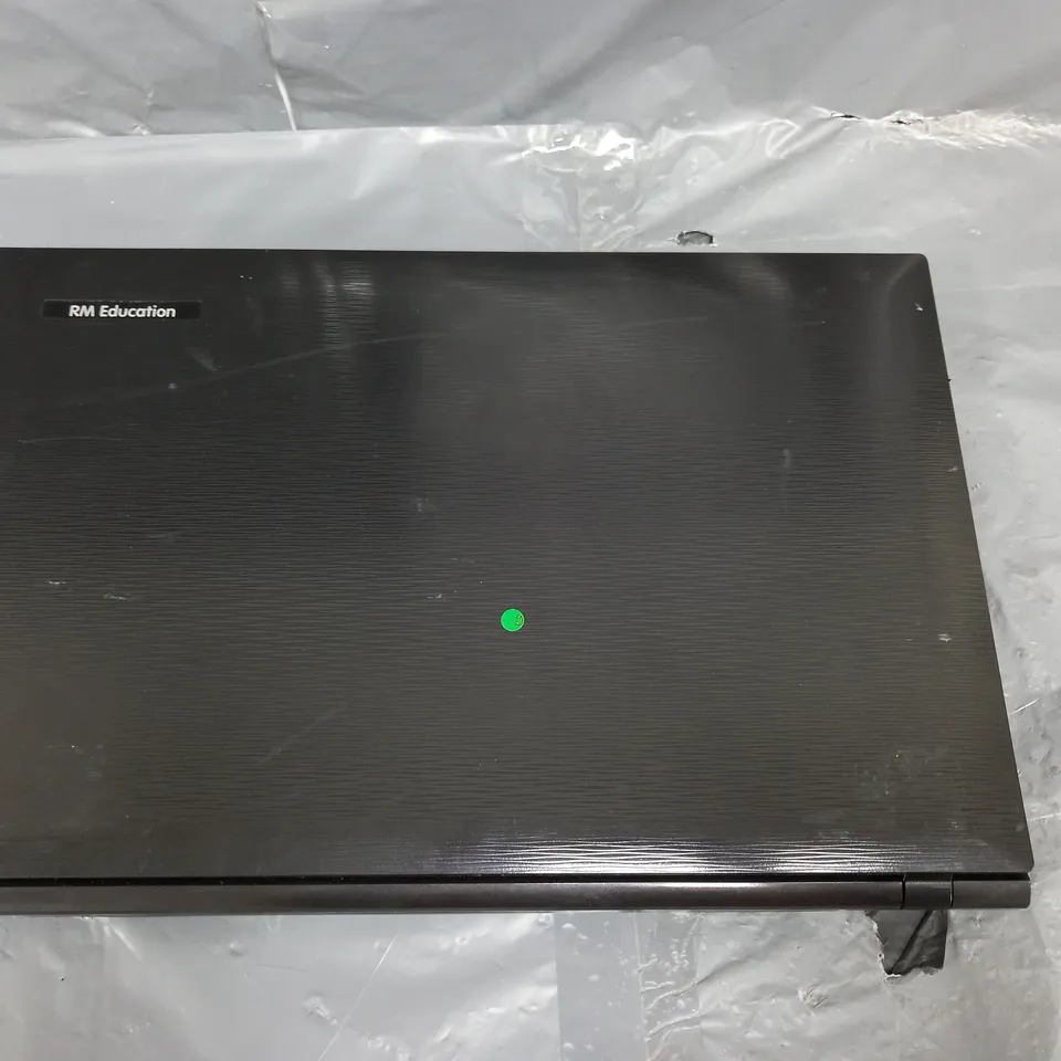 RM NOTEBOOK 320 15 INCH I3-3110M 2.40GHZ