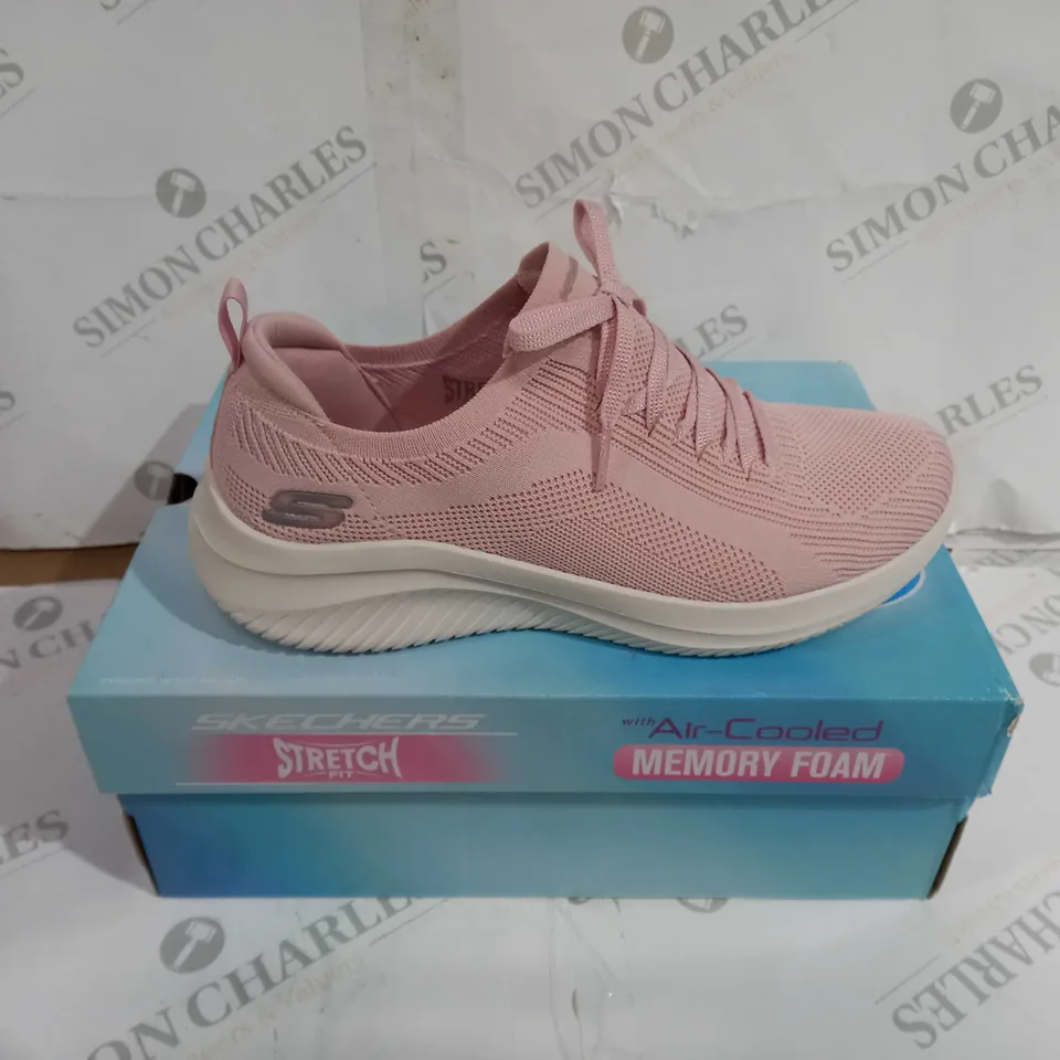 BOXED PAIR OF SKECHERS STRETCH FIT ULTRA FLEX 3.0 SHOES ROSE UK SIZE 7