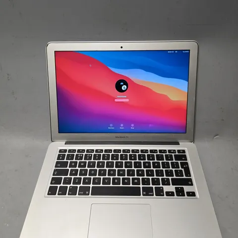 APPLE MACBOOK AIR