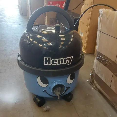 BOXED HENRY HOOVER 