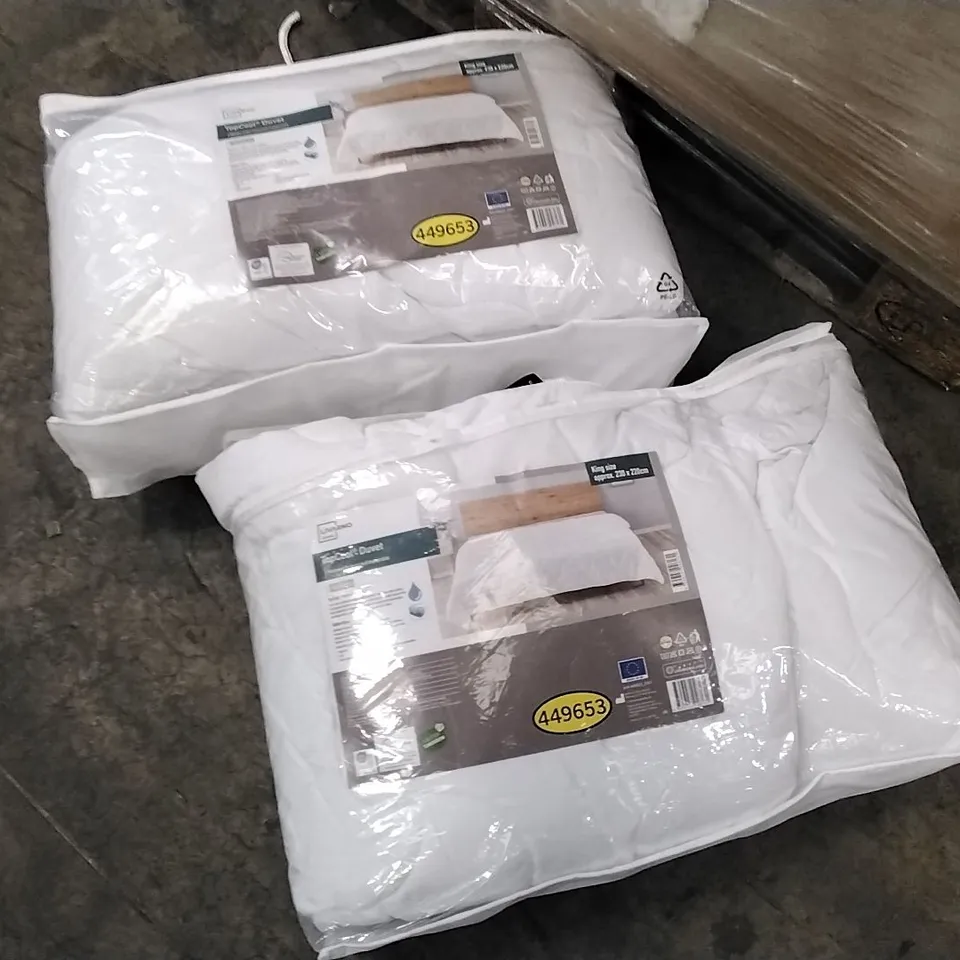 PALLET OF ASSORTED ITEMS TO INCLUDE LIVARNO TOPCOOL DUVETS