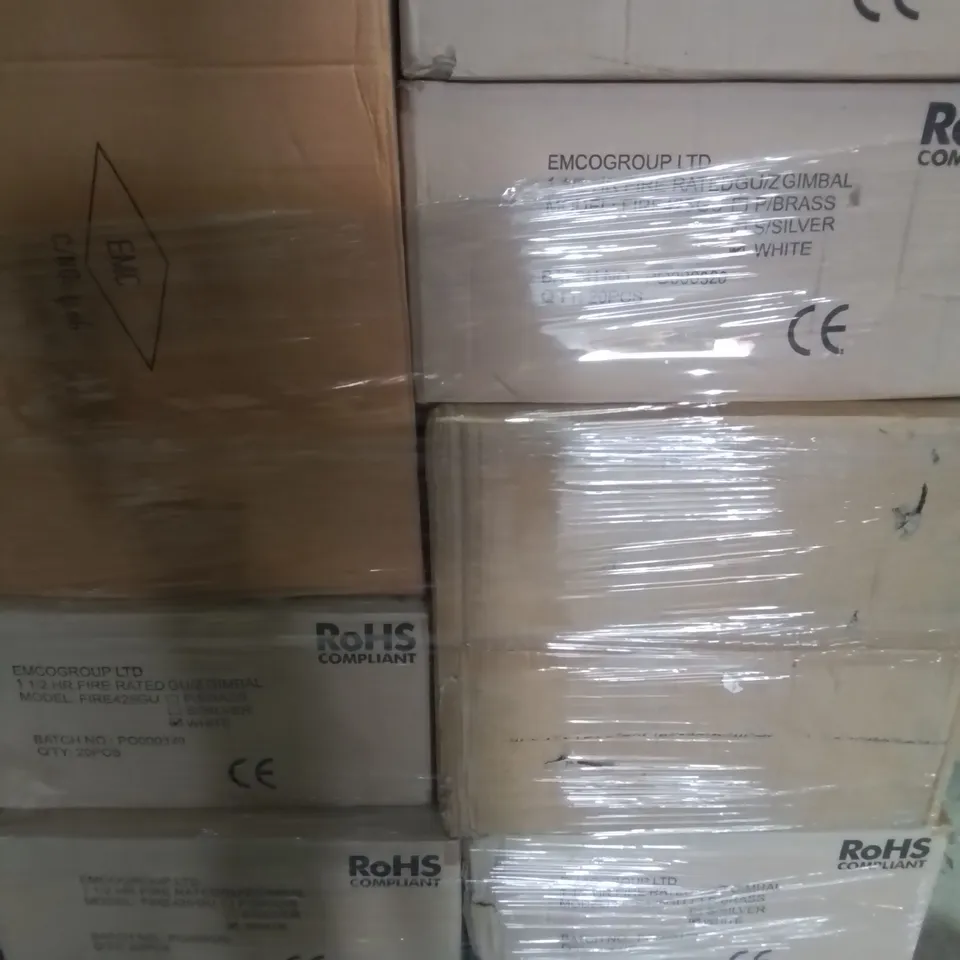 PALLET OF APPROXIMATELY 22 MULTI PACK BOXES TO INCLUDE- FIRE425GU FIRE RATED GIMBAL DOWNLIGHT , AR111 DOWNLIGHT ARDL3 , EMC FE150MHJA  - COLLECTION ONLY