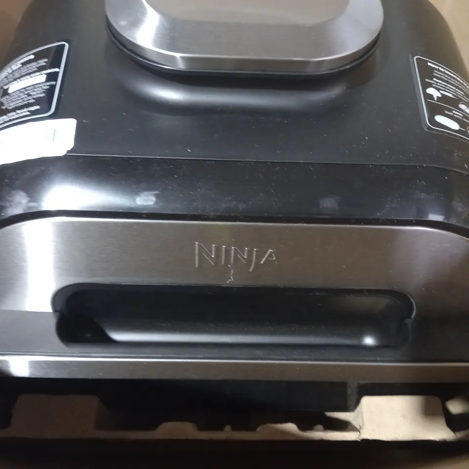 BOXED NINJA FOODI MAX HEALTH GRILL & AIR FRYER WITH AUTO IQ AG551UK