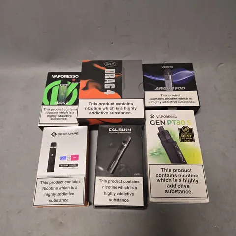 APPROXIMATELY 20 VAPES & E-CIGARETTES TO INCLUDE VAPORESSO, VOOPOO, UWELL ETC