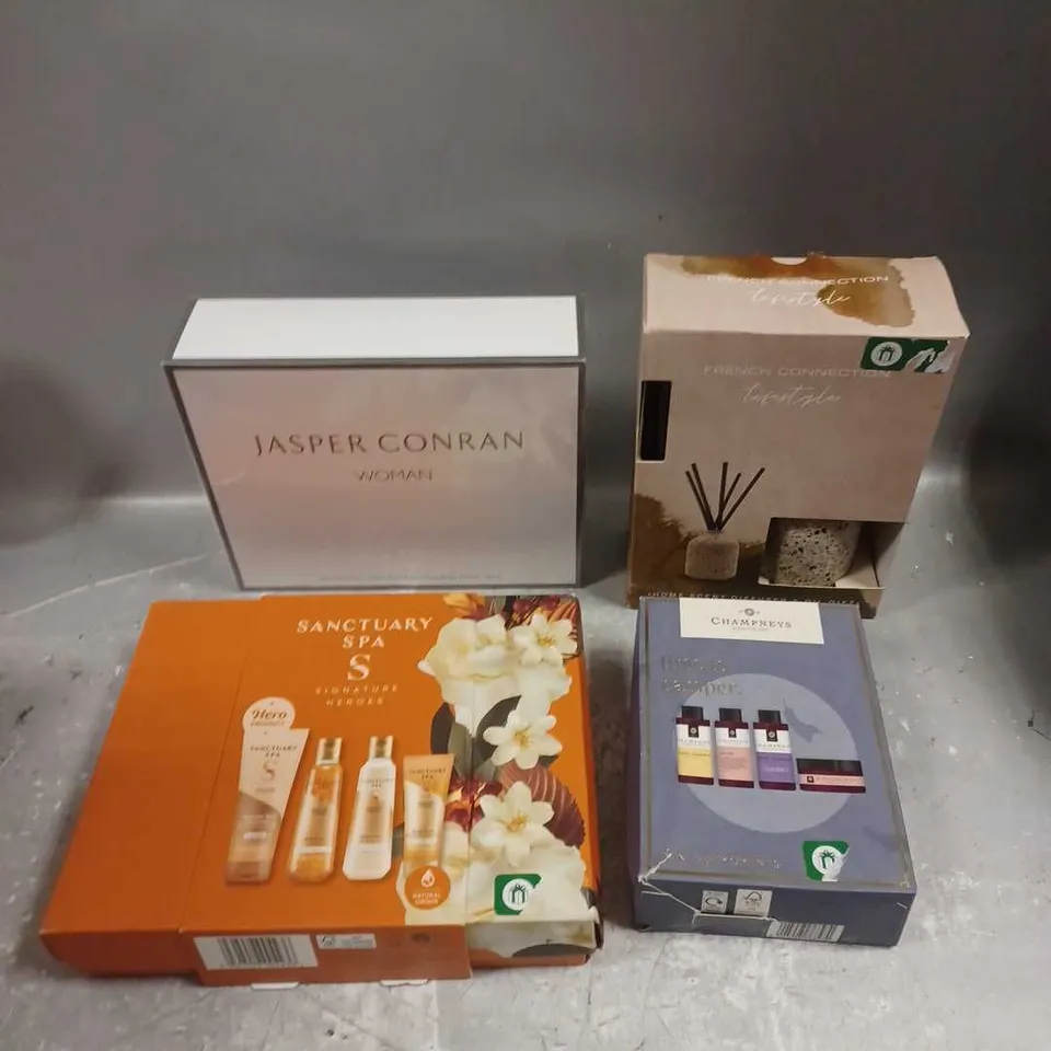 LOT OF 4 ASSORTED COSMETIC BOXSETS TO INCLUDE - SANCTUARY SPA SIGNATURE HEROES - CHAMPNEYS MINI SPA MOMENTS - FRENCH CONNECTION REED DIFFUSER GIFT - ETC