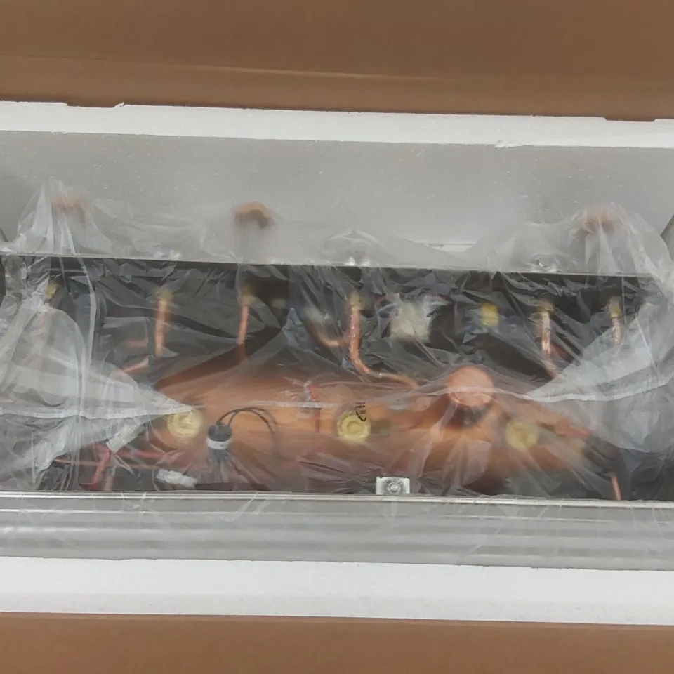 BOXED ELEKTRA BARLUME ESPRESSO 3 GROUP COMMERCIAL COFFEE MACHINE - CHROME/WHITE