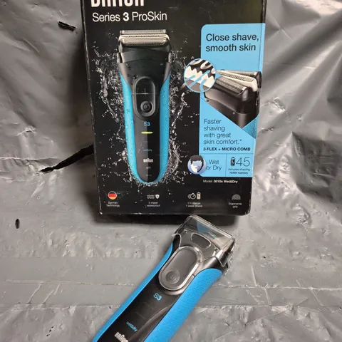 BOXED BRAUN SERIE 3 PRO SKIN SHAVER 