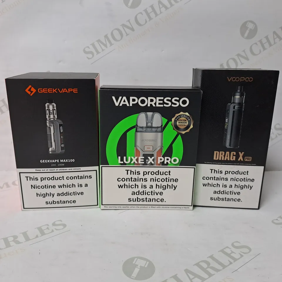 APPROXIMATELY 10 ASSORTED E-CIGARETTE PRODUCTS TO INCLUDE GEEKVAPE MAX100, VAPORESSO LUXE X PRO, VOOPOO DRAG X PRO 