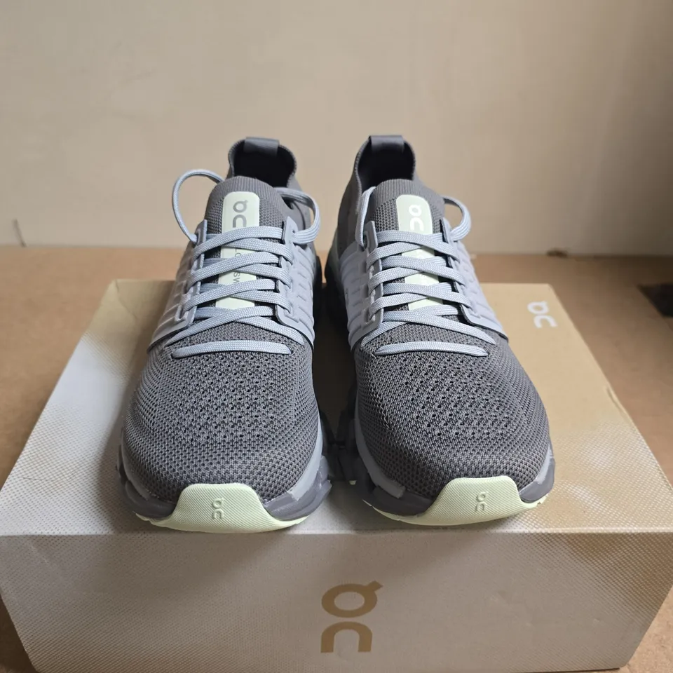 BOXED PAIR OF ON RUNNING CLOUDSWIFT 3 WOMEN'S RUNNING TRAINERS – UK4, KHAKI/GREY
