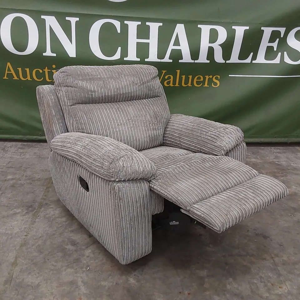 BARON FABRIC MANUAL RECLINER ARMCHAIR RRP £549
