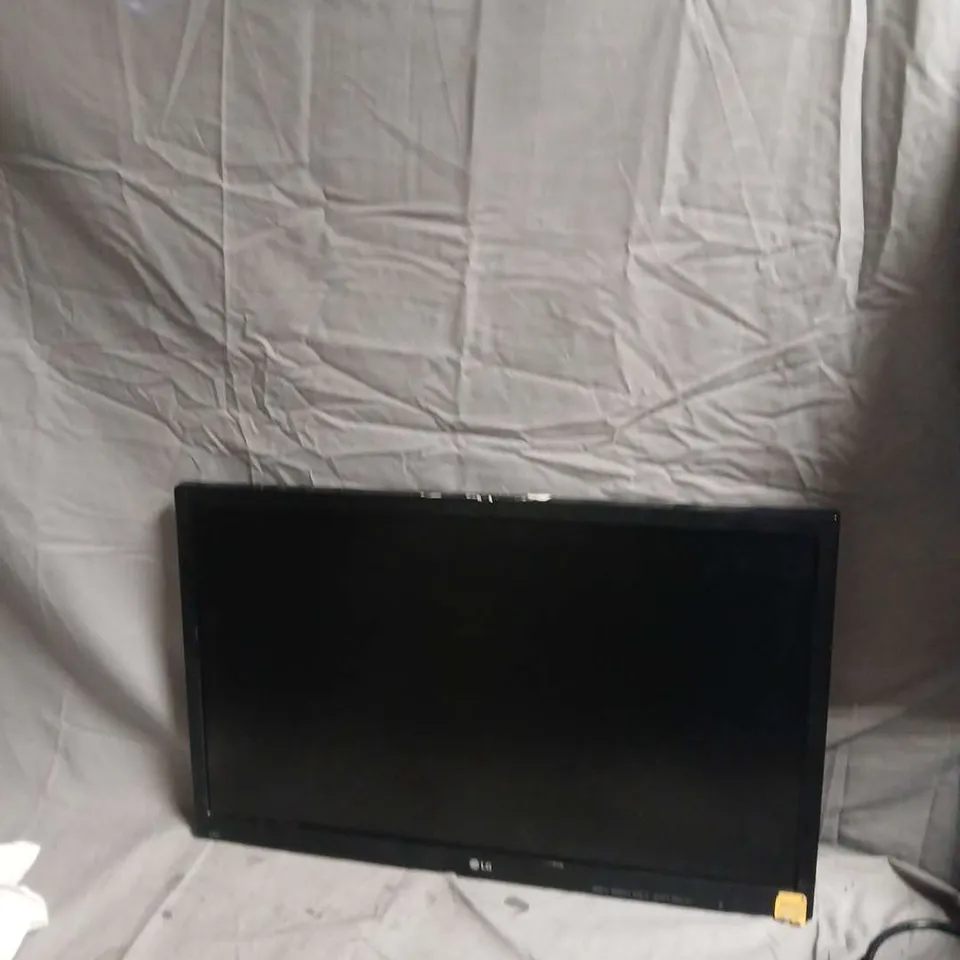 LG 24M38H-B 24 INCH MONITOR .
