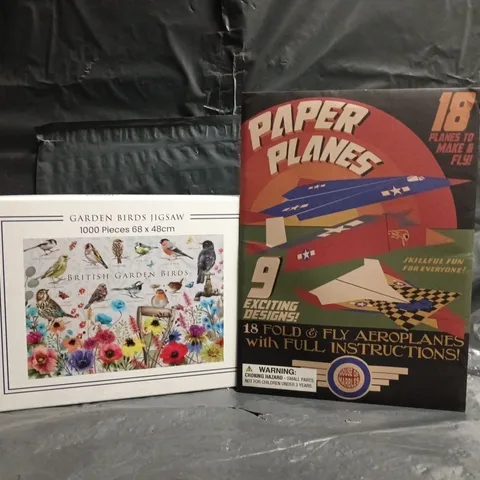 BOX OF APPROXIMATELY 20 ASSORTED TOYS AND GAMES TO INCLUDE GARDEN BIRDS JIGSAW, PAPER PLANES, ETC - COLLECTION ONLY