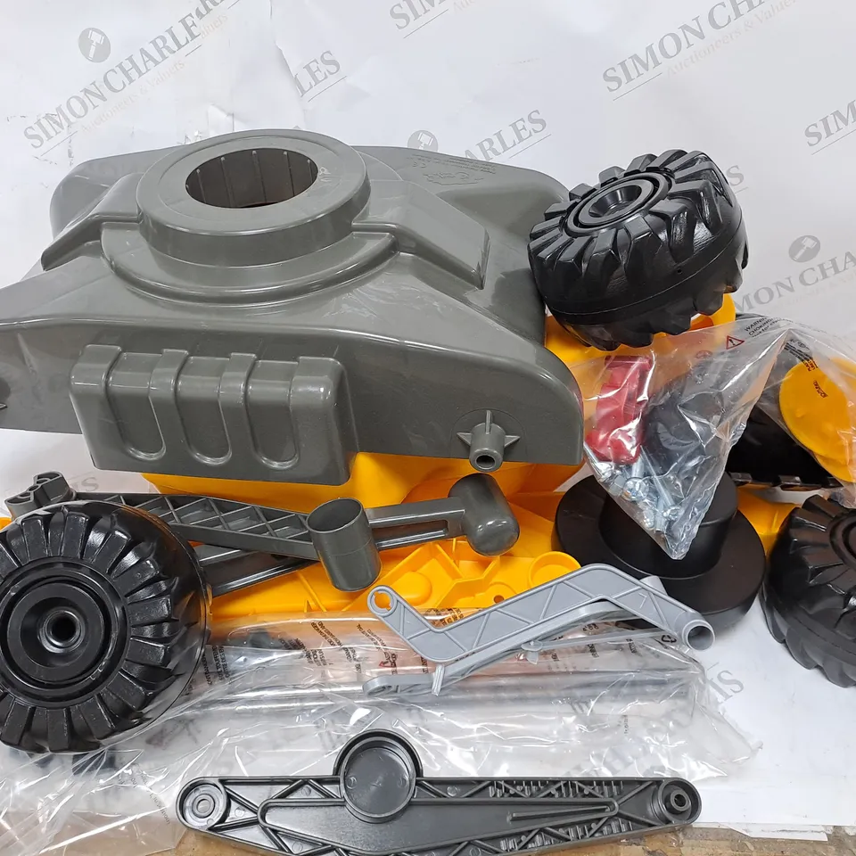 ROLLY TOYS RIDE-ON ROLLY DIGGER RRP £109.99