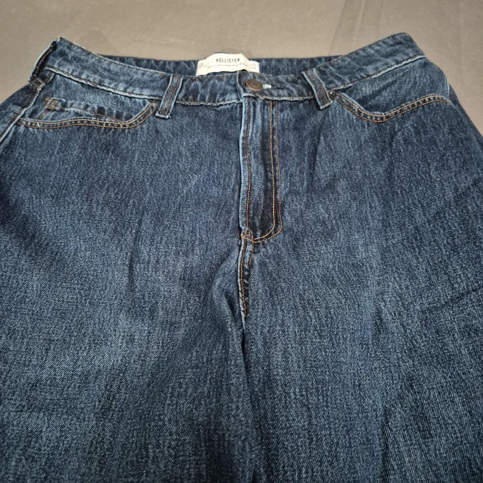 HOLLISTER CUVRY ULTRA HIGH RISE BAGGY - SIZE 14