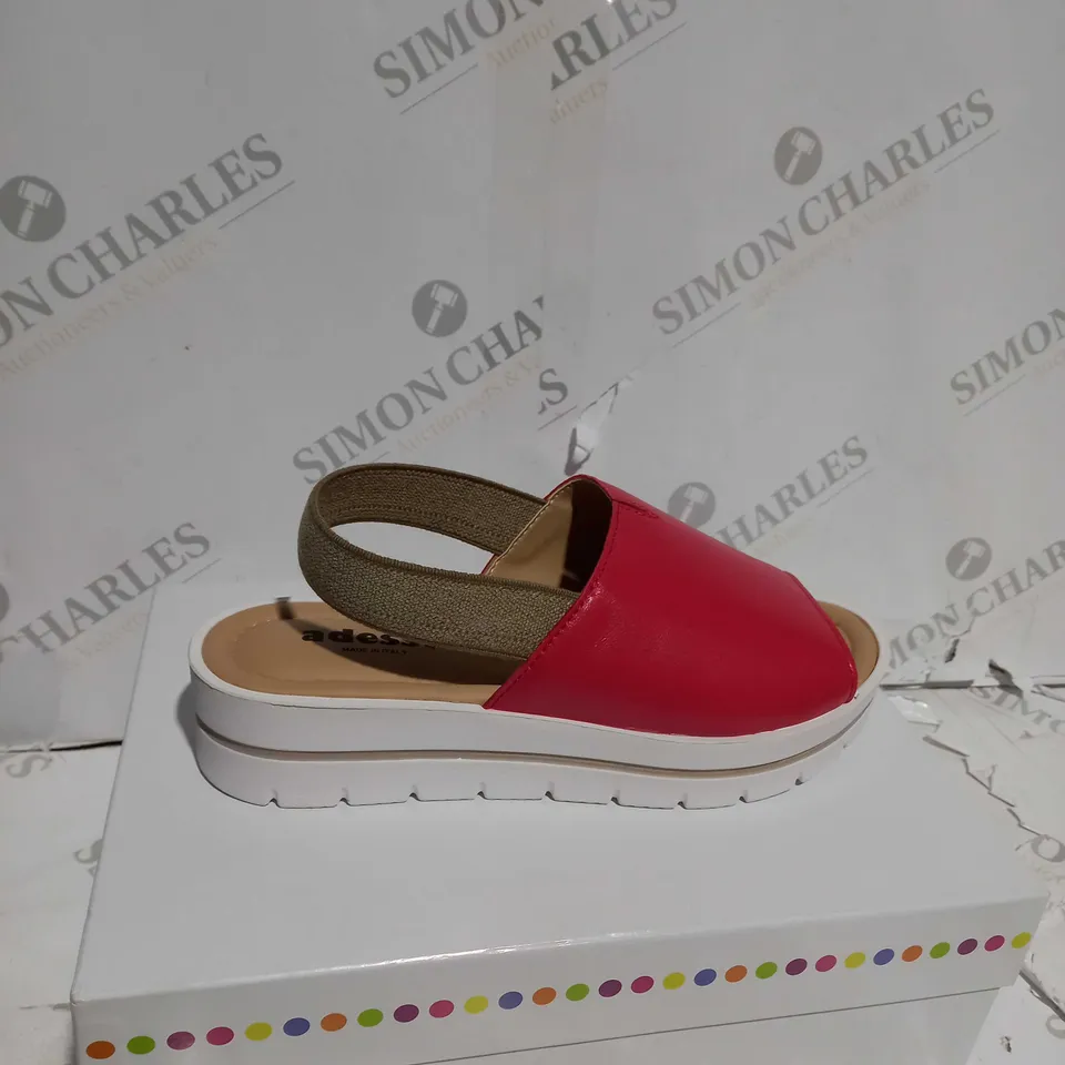 BOXED ADESSO LEATHER SANDEL IN CORAL - UK SIZE 4