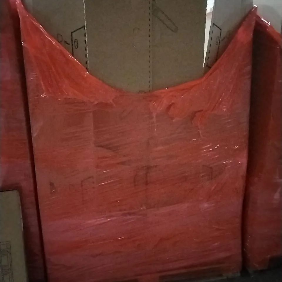 PALLET CONTAINING ASSORTED PRODUCTS INCLUDING TOILET SEAT, CLOTHES AIRER, SMALL END TABLE, HUDDLE AIR BED & BOARD BATH BARREL