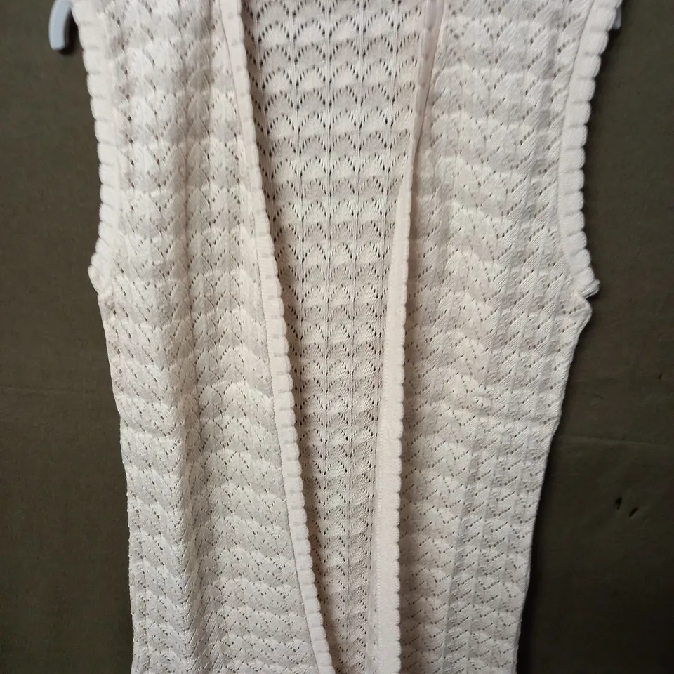LOT OF 33 BAGGED AS NEW DAMOUR KNITTED CARDIGANS - 2 DESIGNS SIZE UNSPECIFIED