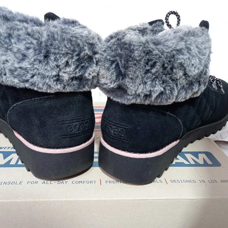 BOXED PAIR OF SKECHERS BLACK SEUDE HIKING BOOTS  - SIZE 8