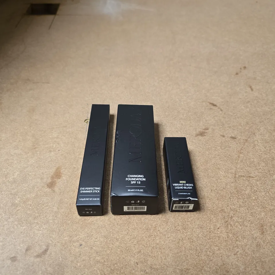SET OF 3 MERODA ITEMS: EYE PERFECTING SHIMMER STICK, CHANGING FOUNDATION SPF 15, LIQUID BLUSH