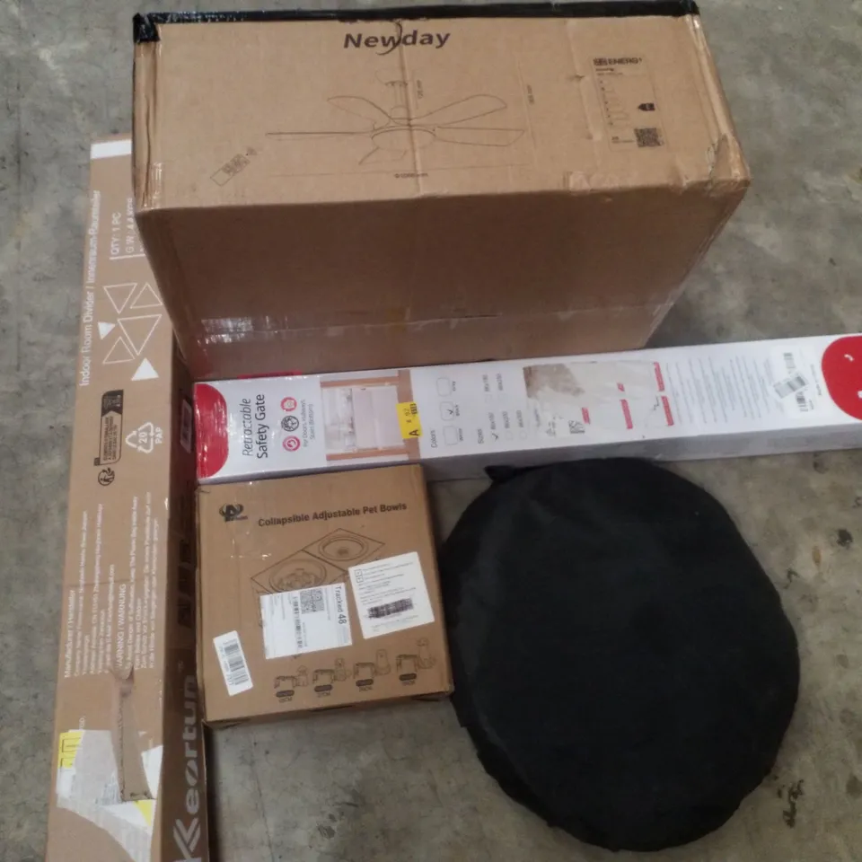 PALLET CONTAINING ASSORTED PRODUCTS INCLUDING CEILING LIGHT FAN, RETRACTABLE SAFTEY GATE,  POP UP TENT, COLLAPSIBLE ADJUSTABLE PET BOWLS & INDOOR ROOM DIVIDER