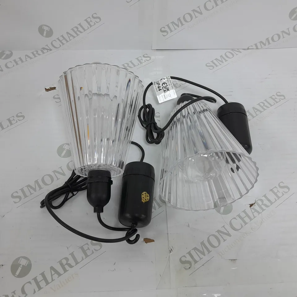 BUNDLEBERRY BY AMANDA HOLDEN SET OF 2 INDOOR OUTDOOR LIGHTS WITH FLUTED SHADE