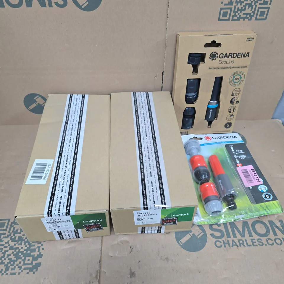 APPROXIMATELY 8 ASSORTED ITEMS TO INCLUDE MULTIPURPOSE FEEDER TRAY, GARDENA ECOLINE BASIC SET, CLAMP LEVER, ETC