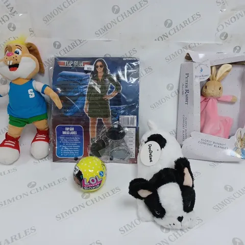 BOX OF APPROX 20 ASSORTED TOYS TO INCLUDE - PETER RABBIT FLOPSY BUNNY COMFORT BLANKET - LOL SUPRISE BOYS - AMSCAN TOP GUN OUTFIT ECT