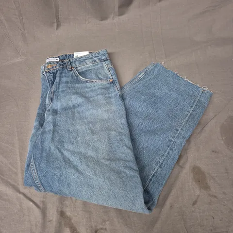 ZARA LOW RISE BALLOON FIT JEANS IN BLUE SIZE 12