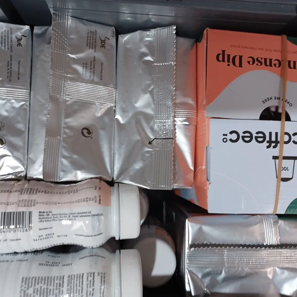 APPROXIMATELY 10 ASSORTED FOOD & DRINK ITEMS TO INCLUDE TASSIMO LATTE MACCHIATO, ABBOTT ENSURE PLUS NUTRITION DRINK, ETC
