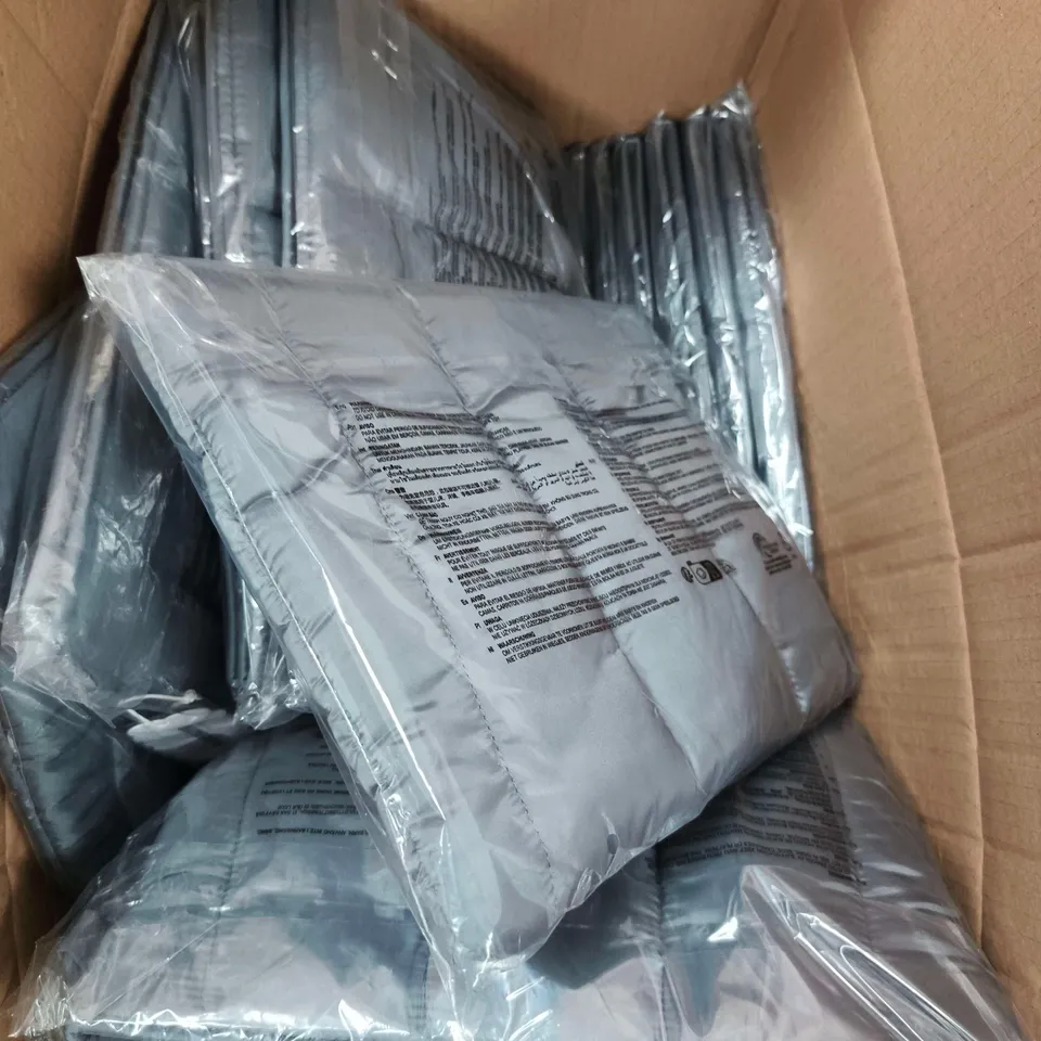 BOX OF APPROXIMATELY 20 CLOUDLITE LAPTOP CLUTCH