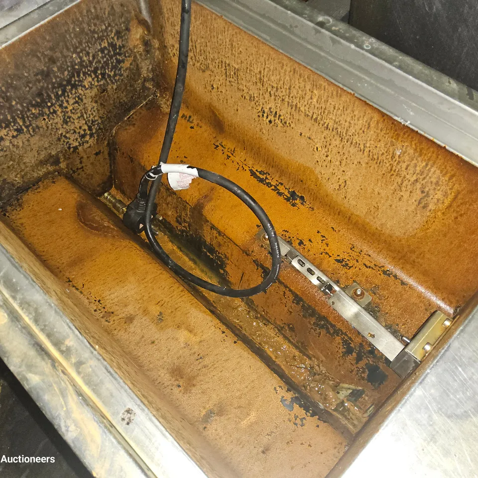 FALCON GAS FIRED FREE STANDING DEEP FAT FRYER